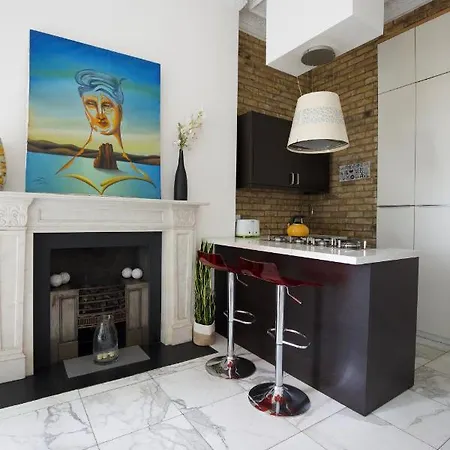 Large 2 Beds Flat Overlooking Clapham Common Park Londres Exterior foto