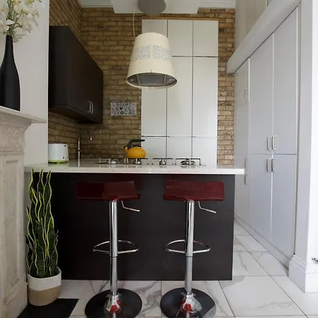 Large 2 Beds Flat Overlooking Clapham Common Park Londres Exterior foto