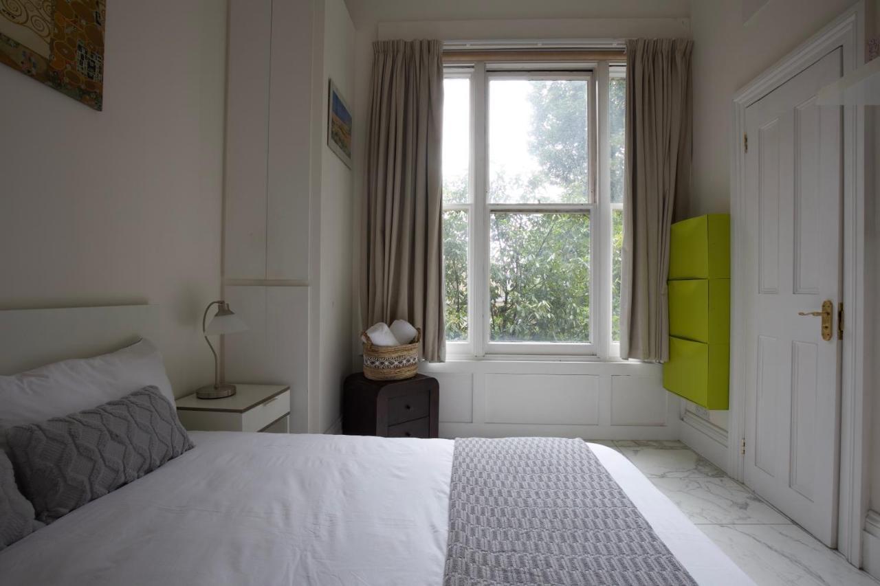 Large 2 Beds Flat Overlooking Clapham Common Park Appartement *