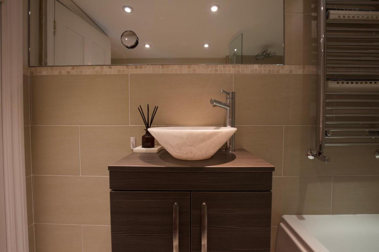 Large 2 Beds Flat Overlooking Clapham Common Park Appartement